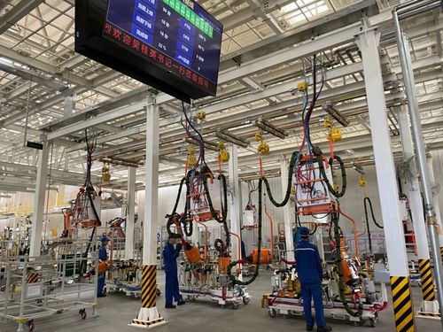 超級(jí)工廠(chǎng)落地長(zhǎng)沙湖南城配領(lǐng)軍企業(yè)周燦軍 不買(mǎi)歐航歐馬可買(mǎi)啥